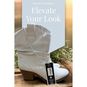 🚨Charles Albert🔥$109🤑 Western white vegan leather cowboy boot festival sz 7